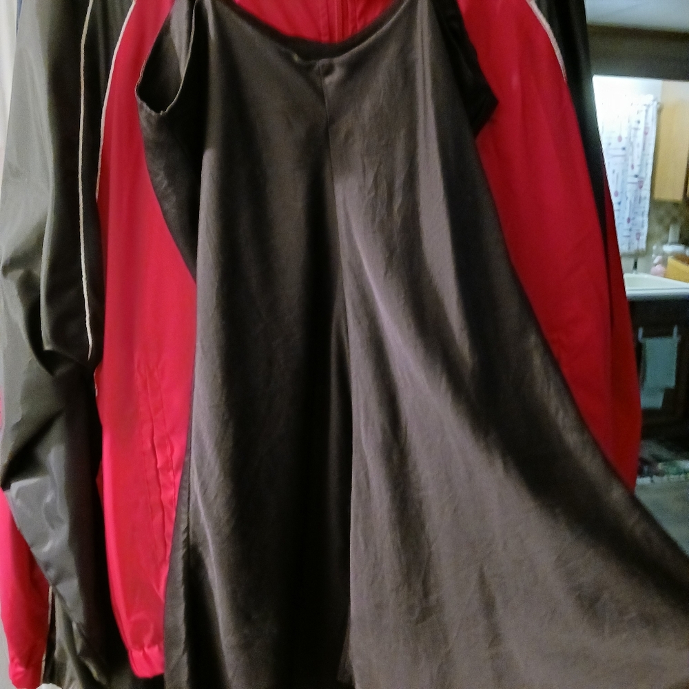 100% Silk Vintage Victoria’s Secret night gown - Black Size Medium - Picture 4 of 6